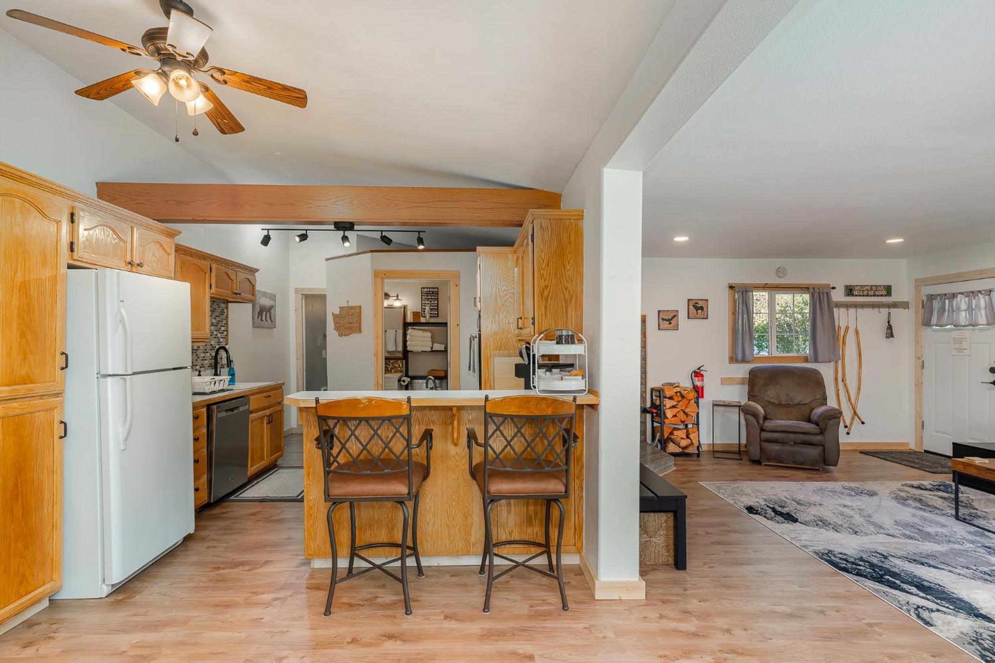 Bear'S Den Hideaway With Hot Tub Villa Ashford Exterior photo