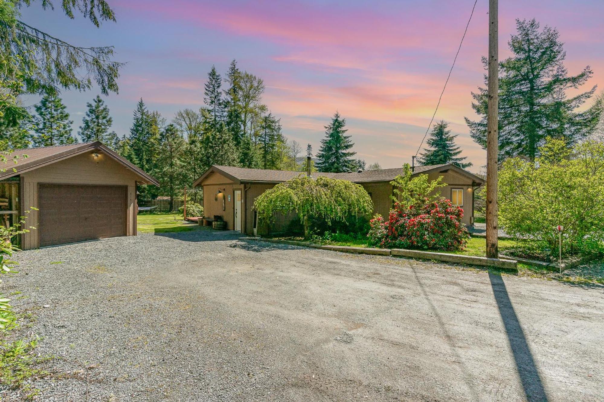 Bear'S Den Hideaway With Hot Tub Villa Ashford Exterior photo